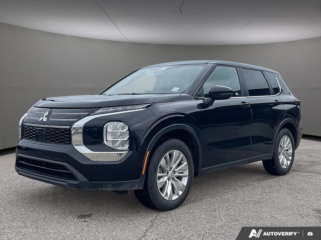 2025 Mitsubishi Outlander ES, photo 1