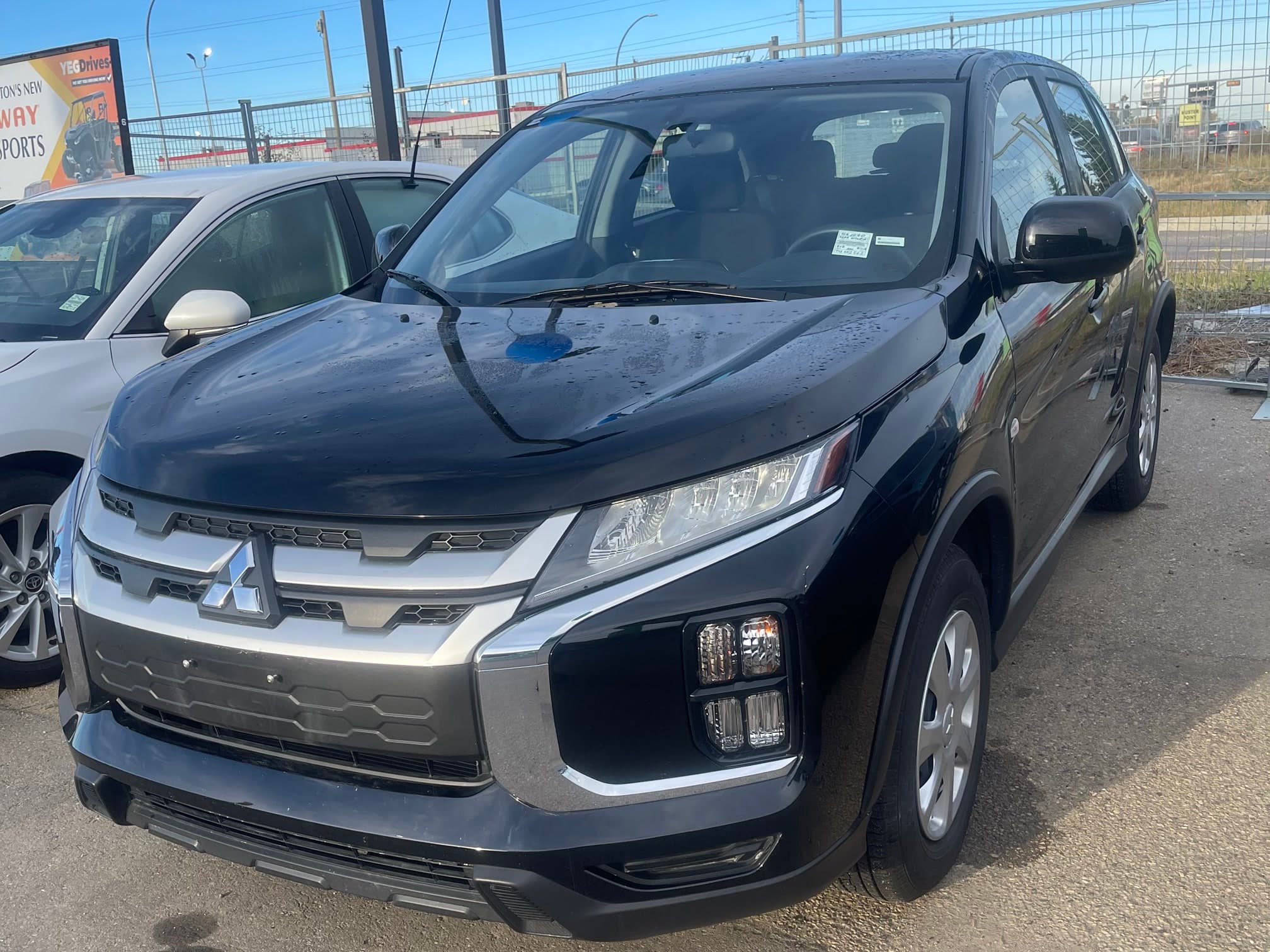 2026 Mitsubishi RVR ES